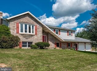 3907 Conrad Weiser Pkwy, Womelsdorf, PA 19567