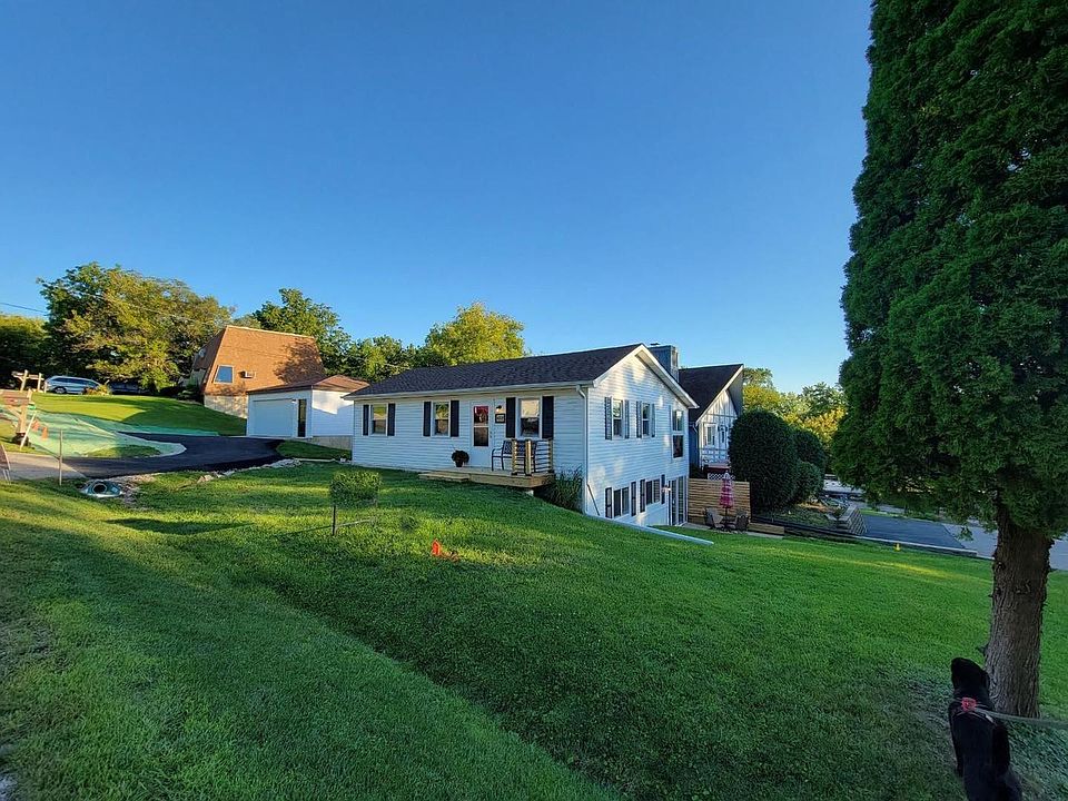 1st image of 1002 Sheridan Dr