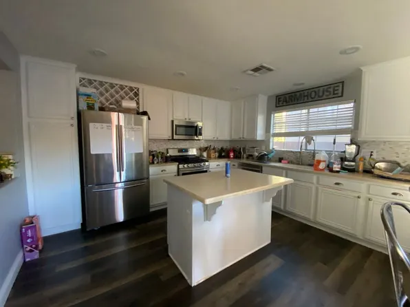 734 Thornford St, Las Vegas, NV 89178