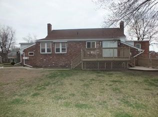 25 Piquette Ave, Chicopee, MA 01020