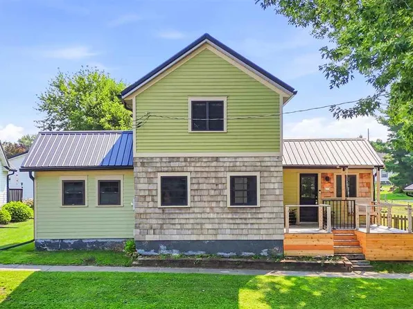 610 S Dubuque St, Solon, IA 52333