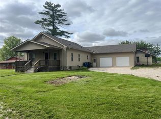 804 E Main St, Shelbyville, MO 63469