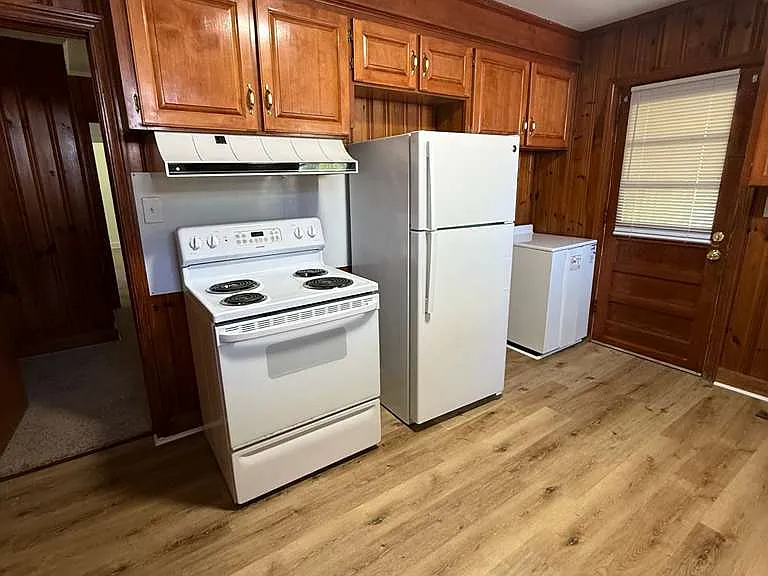 6 Emily Dr — Photo 5
