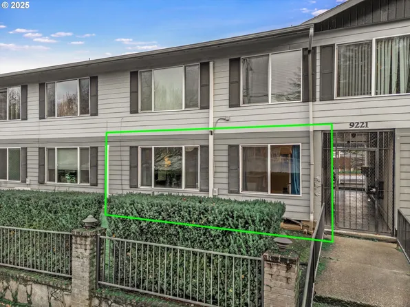 9221 N Lombard St APT 11, Portland, OR 97203