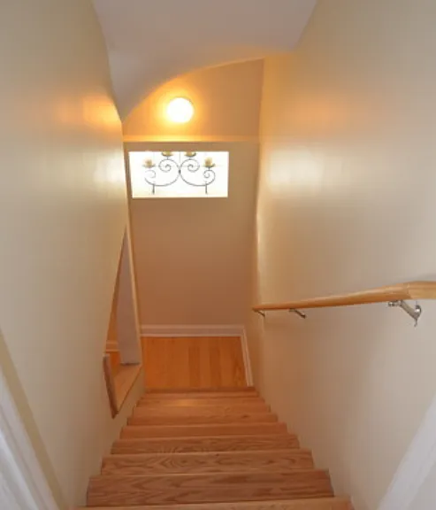 3860 Jarvis Ave — Photo 10