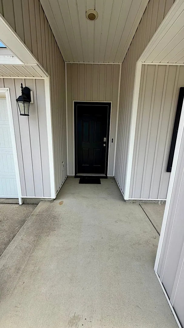 4113 Brighton Blvd — Photo 2