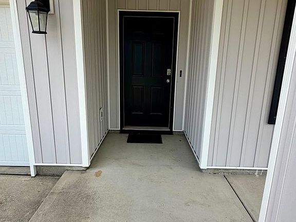 2nd image of 4113 Brighton Blvd