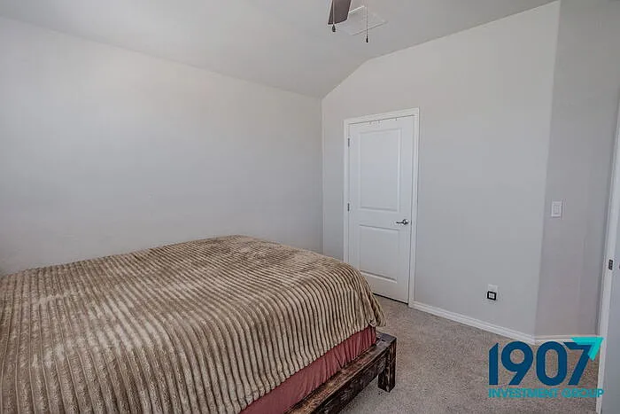 2501 Caden Ct — Photo 33