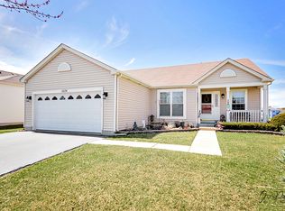 1024 Kimberly Ln, Antioch, IL 60002