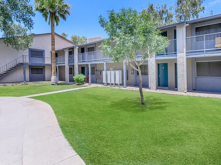 Rise on Cave Creek — Photo 42