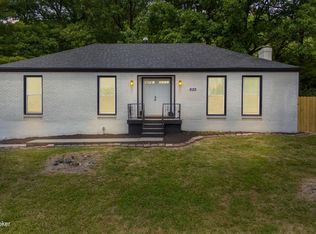 625 Candlelight Ln, Louisville, KY 40214