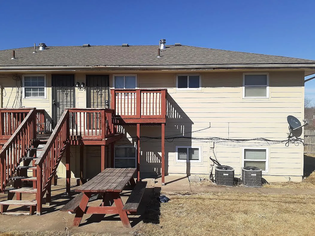 2 bed, 920 sqft, $1,079 — Photo 4