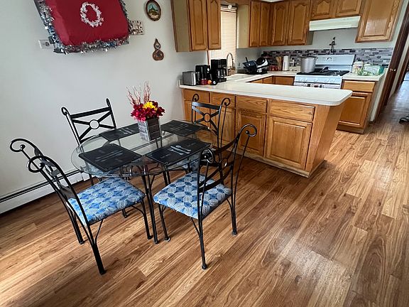 4th image of 4207 S Harlem Ave APT 1