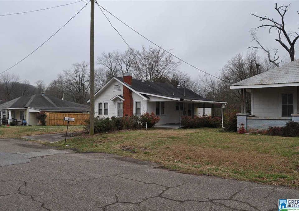 2nd image of 307 3rd Ave