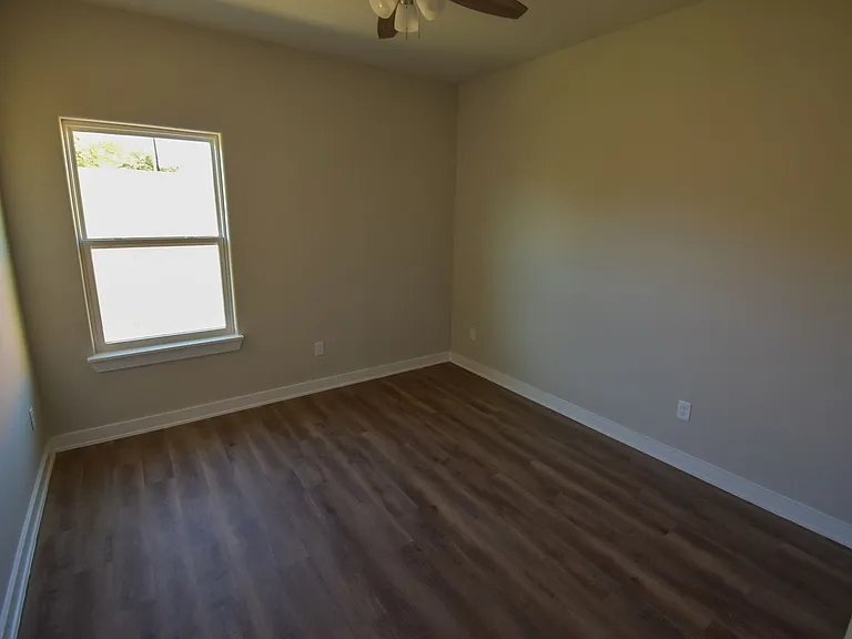 3700 Skylane Ave — Photo 10