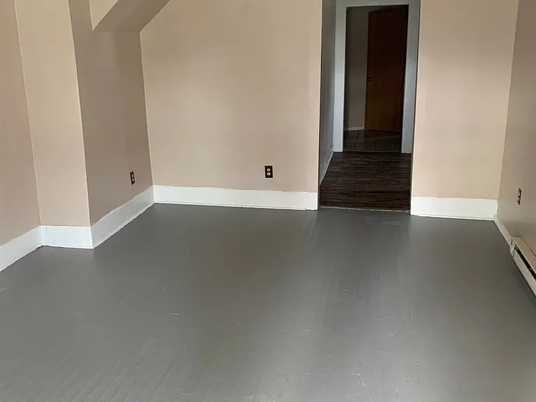 1015 Lynn St — Photo 3