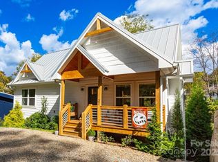 27 Ruslan Dr, Asheville, NC 28806