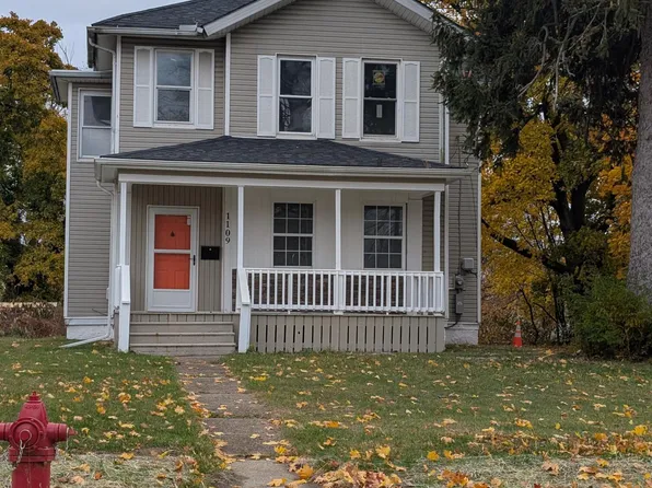 1109 Martin Luther King Jr Dr, Jackson, MI 49203