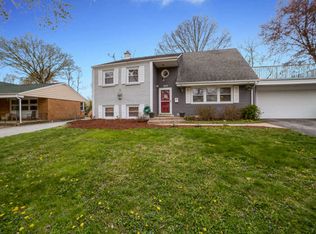420 Winston Ln, Chicago Heights, IL