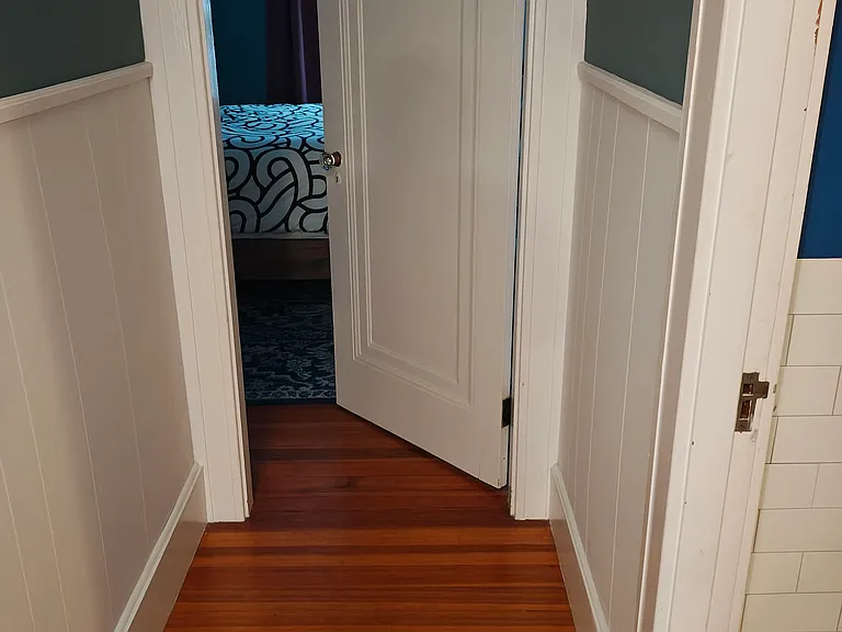 29 Roslyn Ave — Photo 88
