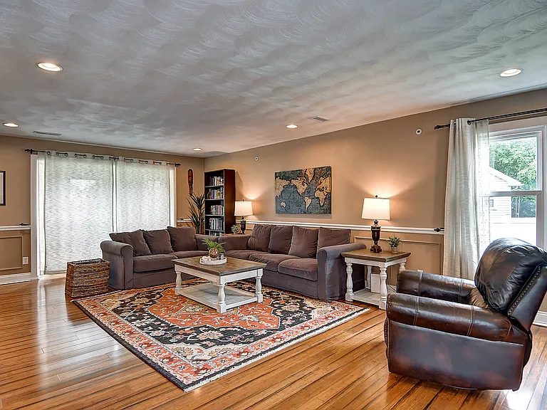 4744 Longmont Rd — Photo 23