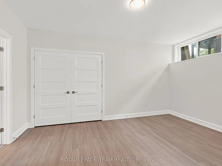 6954 Notre Dame St #C — Photo 17