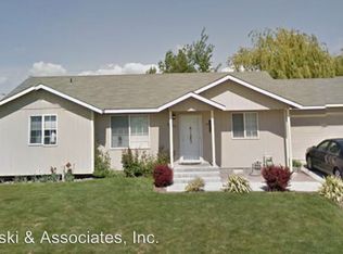 5007 Sierra Dr, Pasco, WA 99301