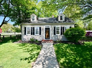 153 Parker Rd, Long Valley, NJ 07853