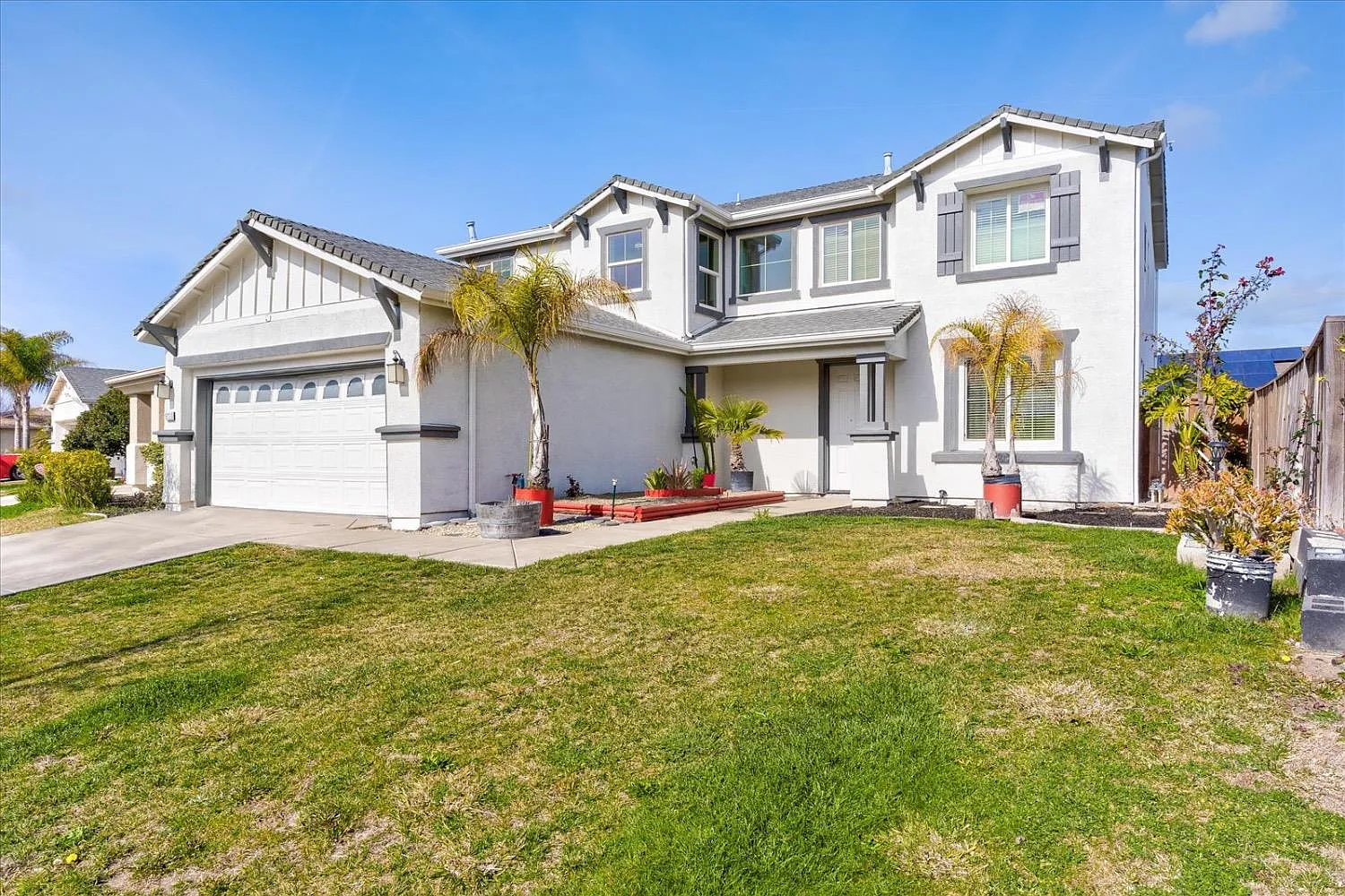 1613 Brookglen Dr photo 1