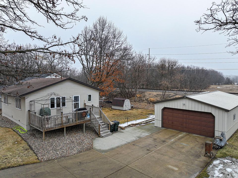 1st image of 1015 Nokomis St