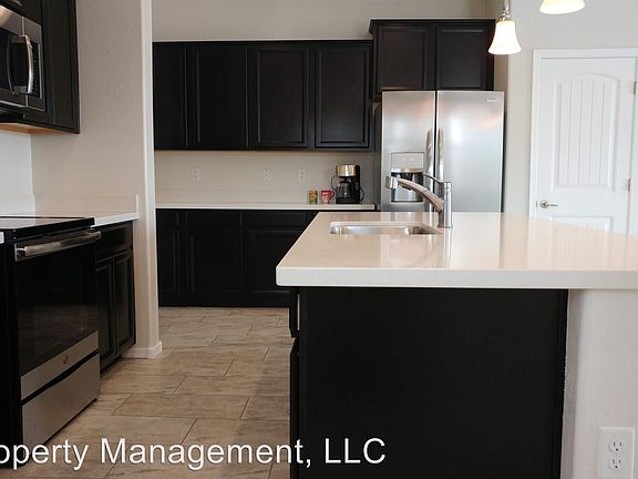 5th image of 6243 Goldfinch Dr