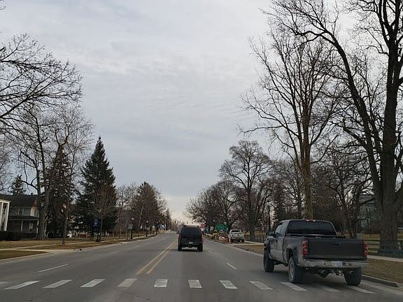 5th image of 307 E Michigan Ave