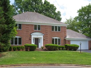 1203 Huntmaster Ct, Mc Lean, VA 22102