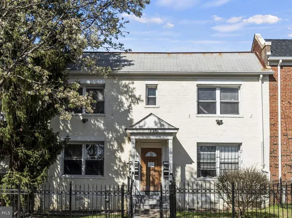 1238 Penn St NE, Washington, DC 20002