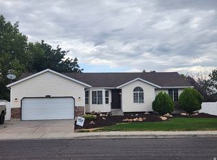 5914 W Valley Pointe Dr, West Valley City, UT 84128