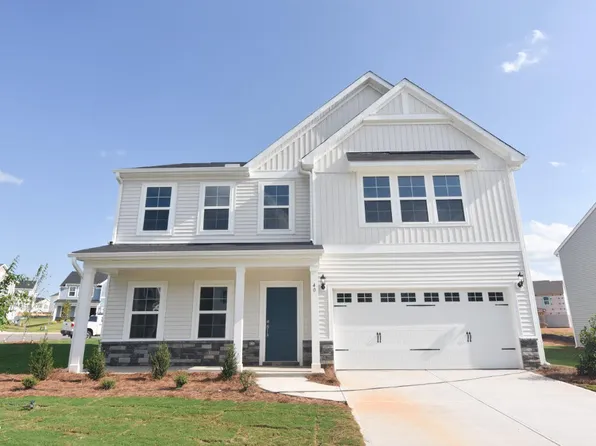 40 Plantation Dr, Youngsville, NC 27596