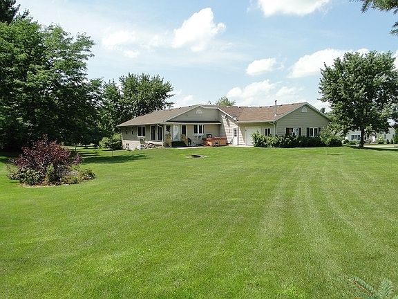 5th image of 9491 Donnette Dr