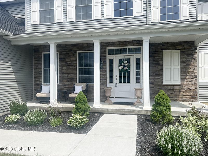 3rd image of 87 Balsam Way