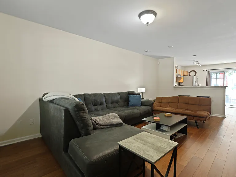 223 Station Mill Blvd — Photo 7