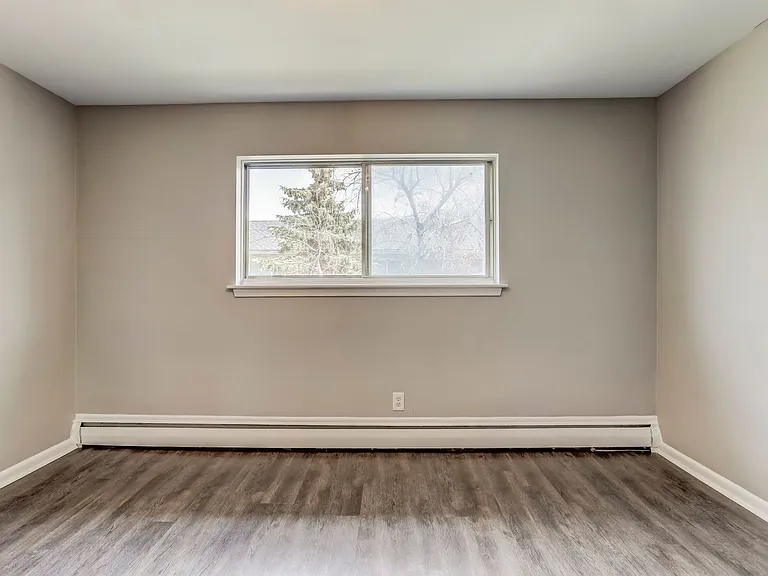 629 Maple Rd — Photo 6