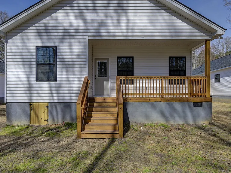 32 Roberson St — Photo 38