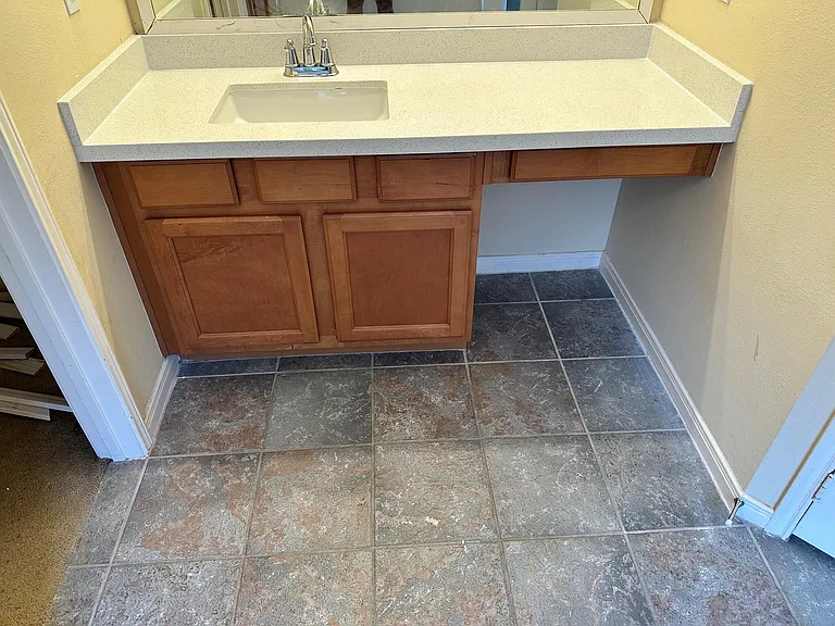 2601 Easton Springs Ct — Photo 21