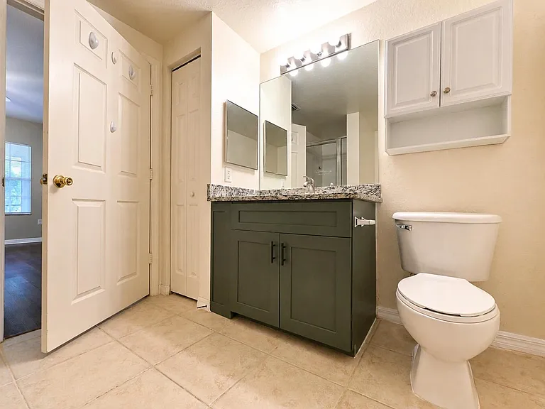 356 SE Rogers Ct — Photo 15