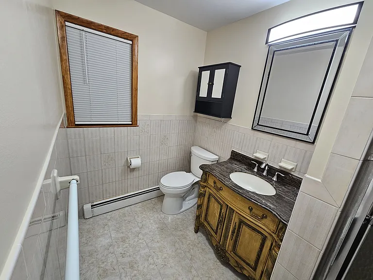 27 Whitaker Ave #1 — Photo 8