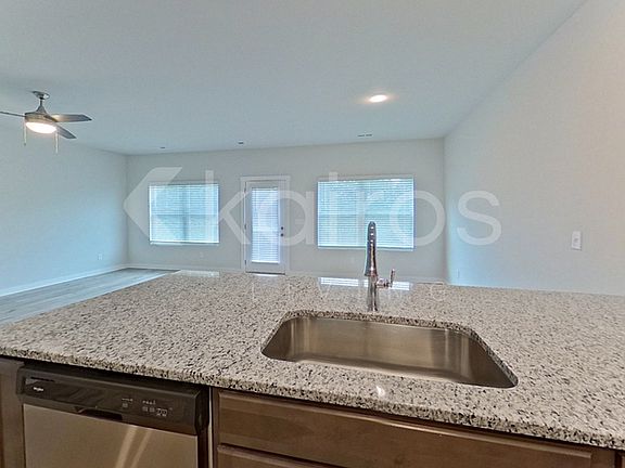 5th image of 6106 Taramore Ln NW