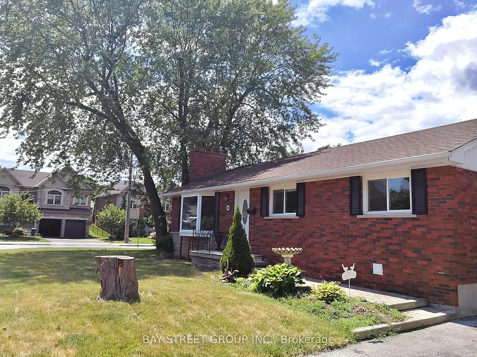 3169 Willow Ln #UPPER