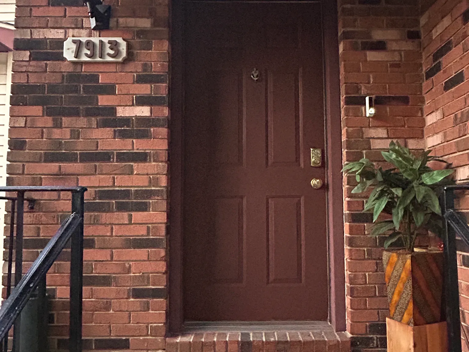 4 bed, 3.5 bath, 1868 sqft, $3,200 — Photo 2