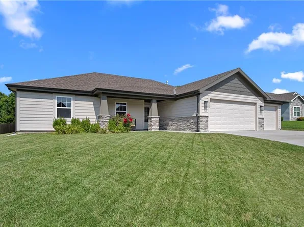 2713 S Fir Ter, Eudora, KS 66025