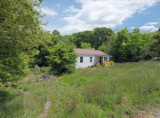 128 Tyler St, Erwin, TN 37650