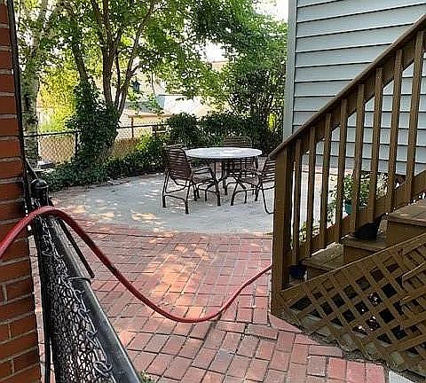 5th image of 283 Mount Pleasant Ave #1